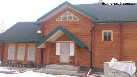 Log buildings under construction_11